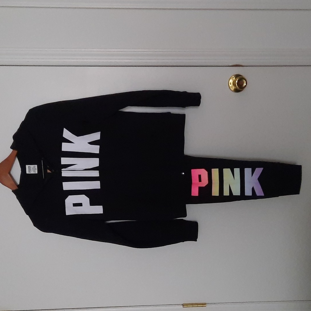 VS PINK NWT/NWOT Jogger Set M/SP MSRP$125